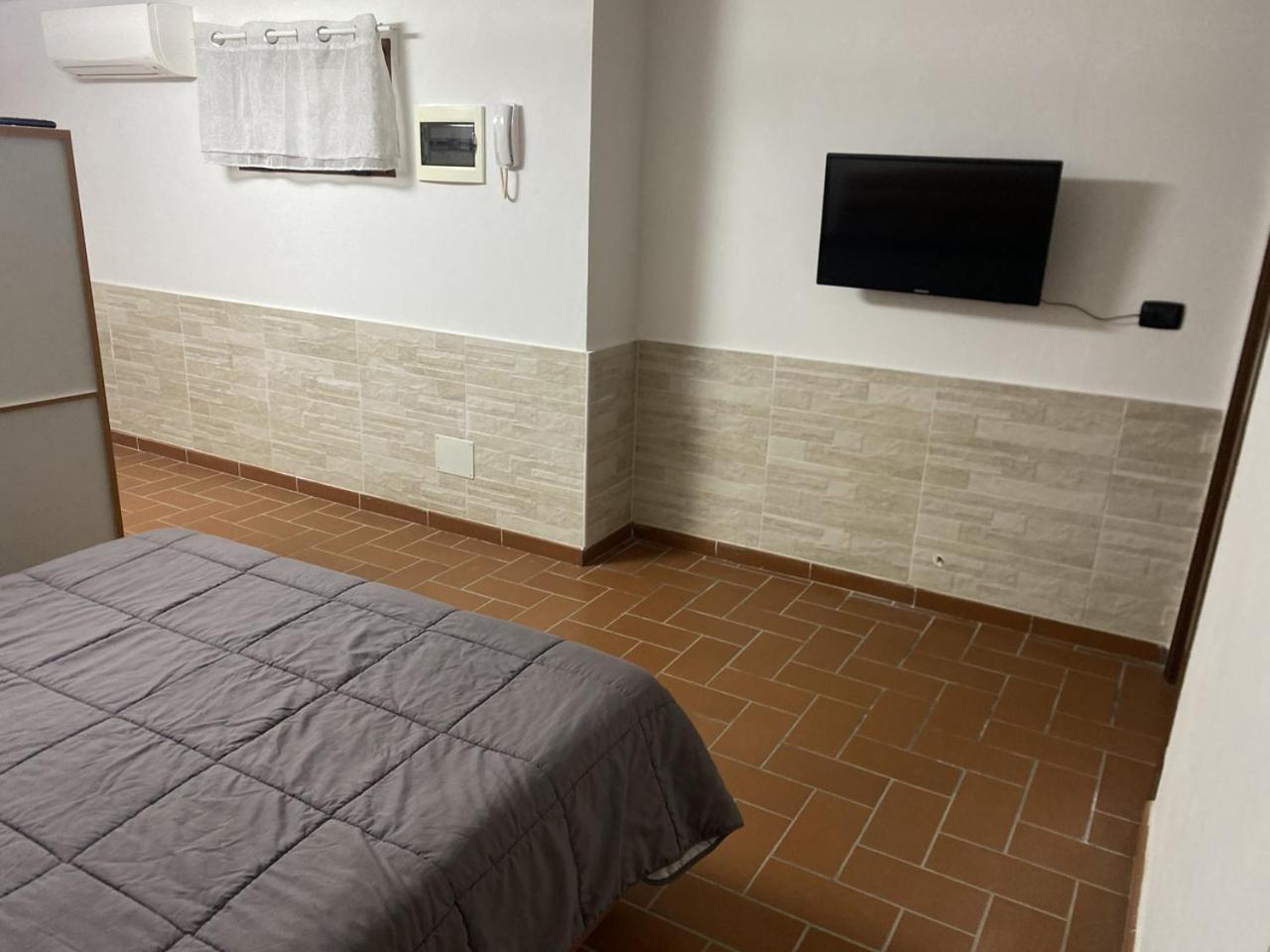 Lacro Home Rosignano Solvay Exterior foto